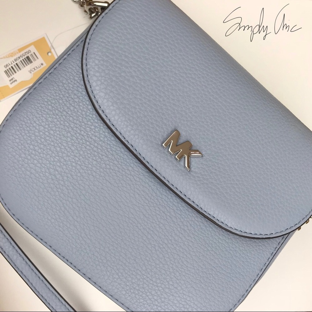 New authentic MK leather half dome Crossbody - Picture 4 of 7